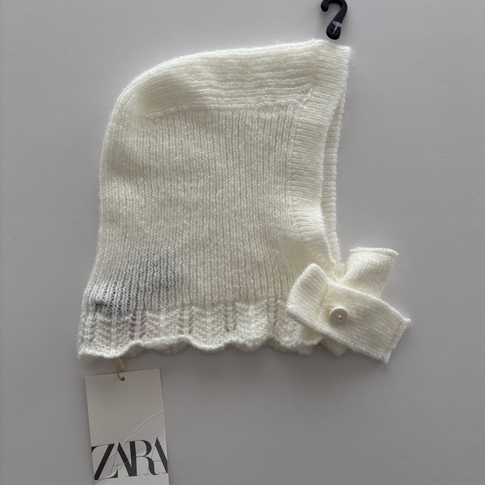 ZARA Kids ecru Knit bonnet with Bow Detail NWT